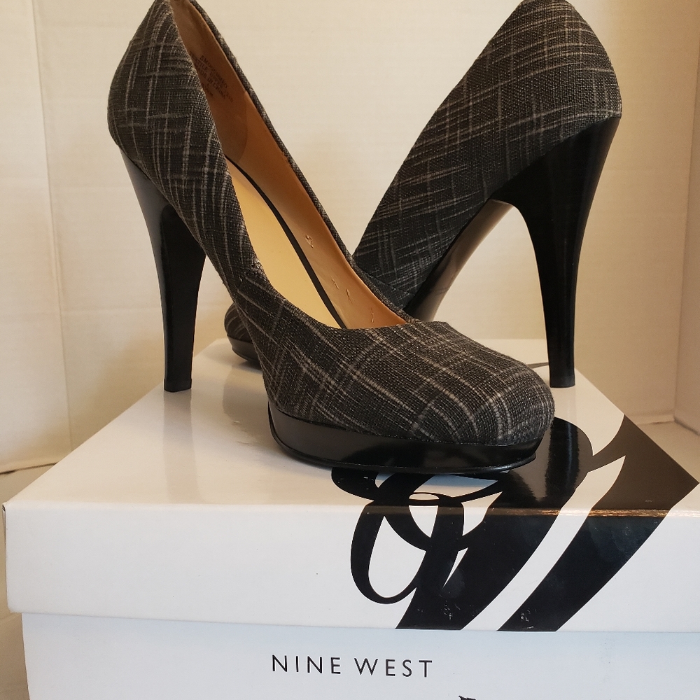 Nine West - Smoochmeo Black heels, Size 8.5